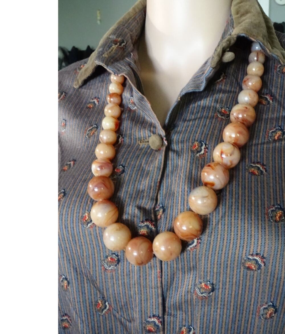 VTG 30 Inch Chunky Fall Tone Plastic Drilled Bead Long Strand Necklace